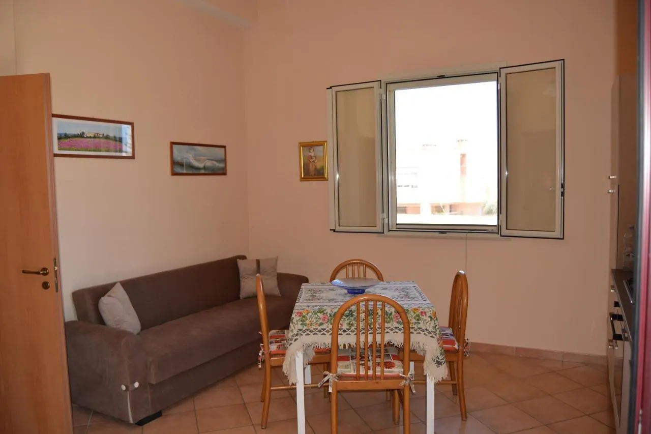 Villa Lu Noto Calabernardo Apartamento